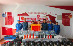 致谢暖人心！获救少年家属向乌兰察布市蓝天救援青年突击队赠锦旗、捐物资